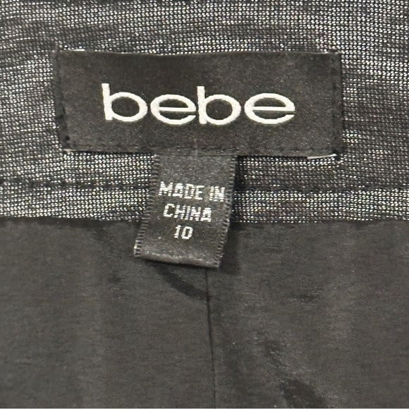 Bebe Black Women's Crop / Moto Shiny Metallic Black Jacket, Lined Like New! 10 - Picture 3 of 7
